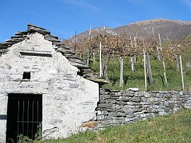 small stone house, Gordevio